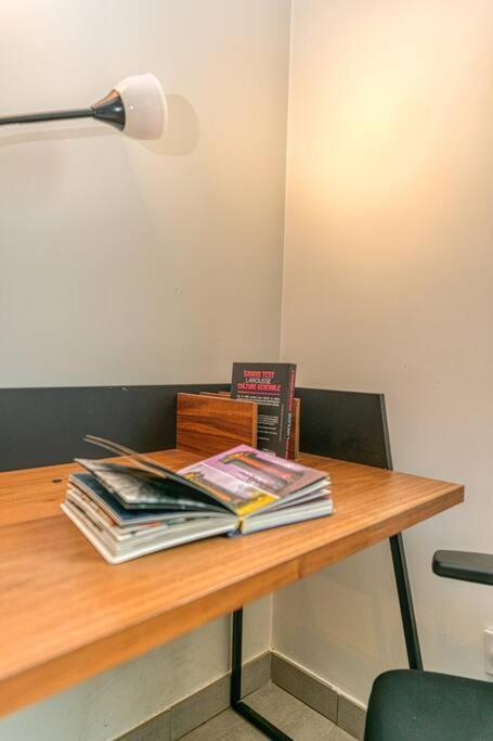 Bel Appartement-Garage Prive-Balcon-Wifi Fibre Rhut Esterno foto