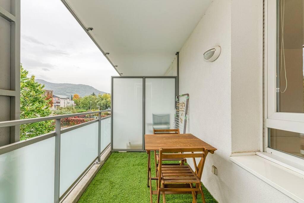 Bel Appartement-Garage Prive-Balcon-Wifi Fibre Rhut Esterno foto
